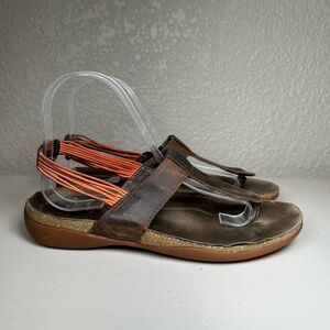 Keen Womens 7.5 Dauntless T-Strap Sandals Brown Leather Slingback Low Heel Flat